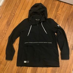 Underarmour fitted pullover